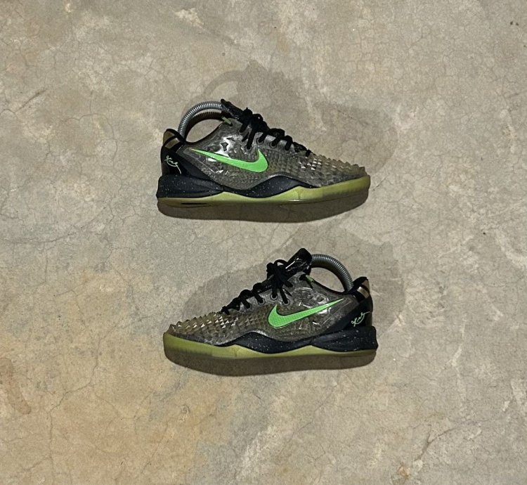 Nike Kobe 8 Ss Christmas 2013 Us 6
