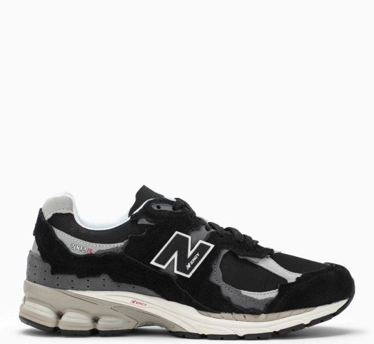 O1d2blof0523 2002r Trainer In Black