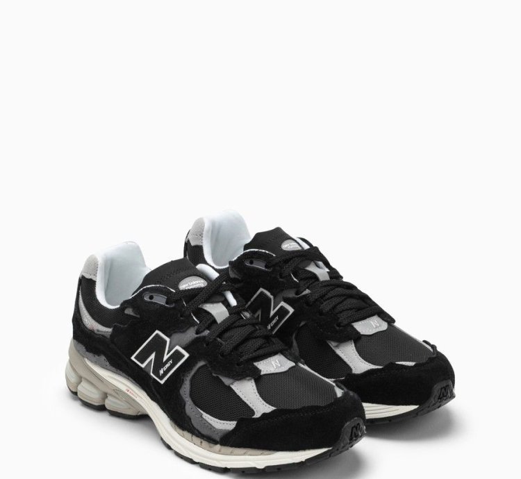 O1d2blof0523 2002r Trainer In Black