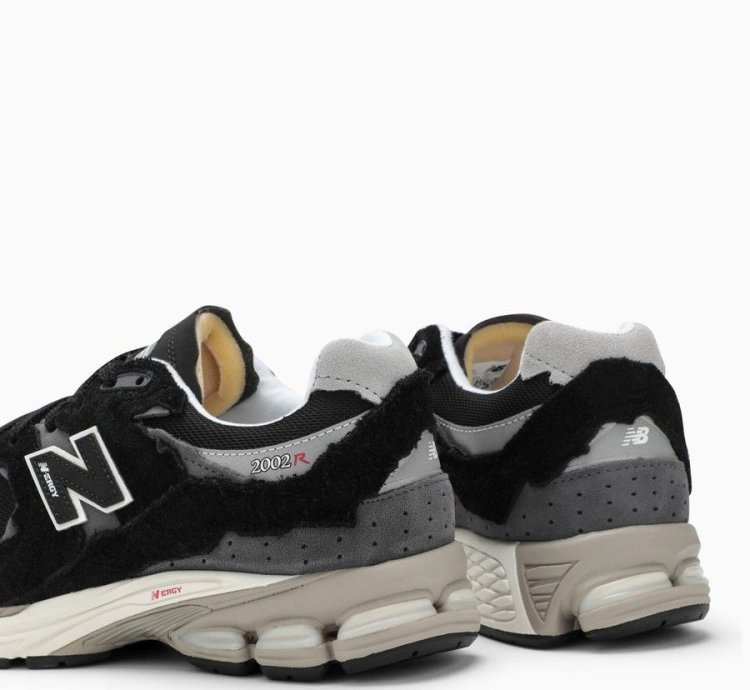 O1d2blof0523 2002r Trainer In Black