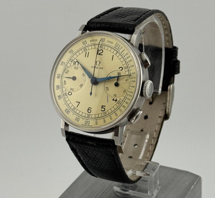 Omega Chronograph Calibre 33 3 Acier Staybrite Top Condition Swiss Made