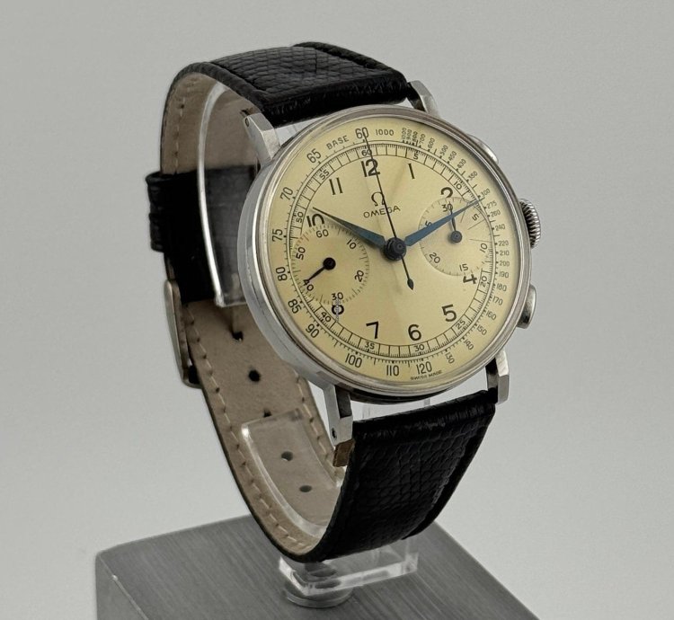 Omega Chronograph Calibre 33 3 Acier Staybrite Top Condition Swiss Made