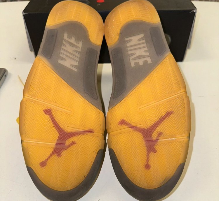 Size 10 - Nike Air Jordan 5 Sp Off-white Sail dh8565-100