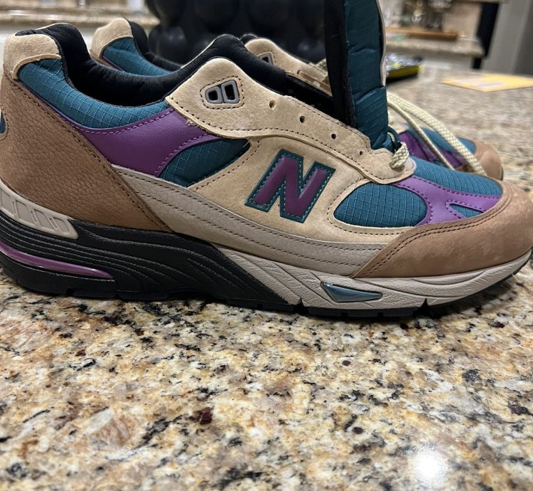Palace New Balance 991 Tan