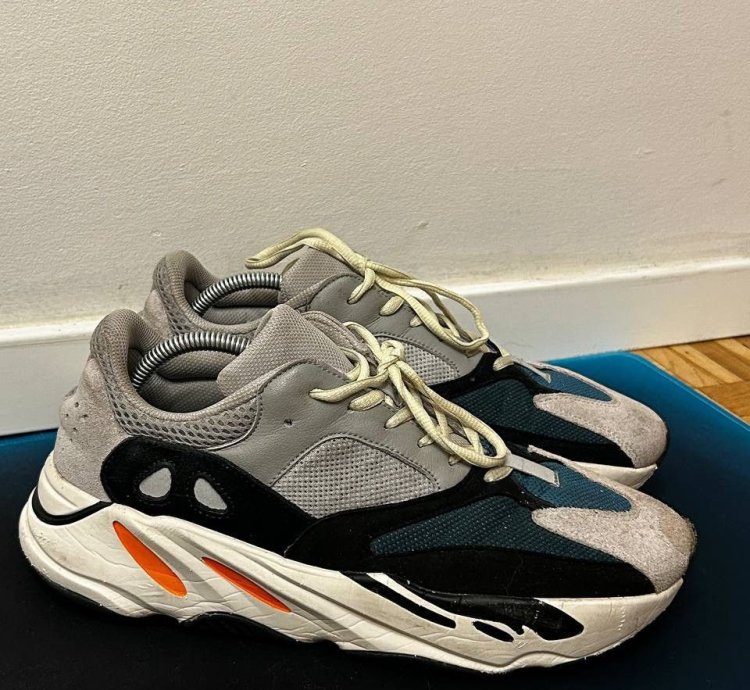 Adidas Yeezy Boost 700 Wave Runner 2019