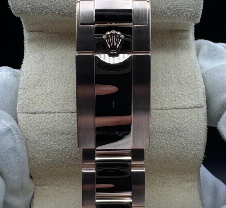Rolex Gmt-master Ii Rootbeer Unworn