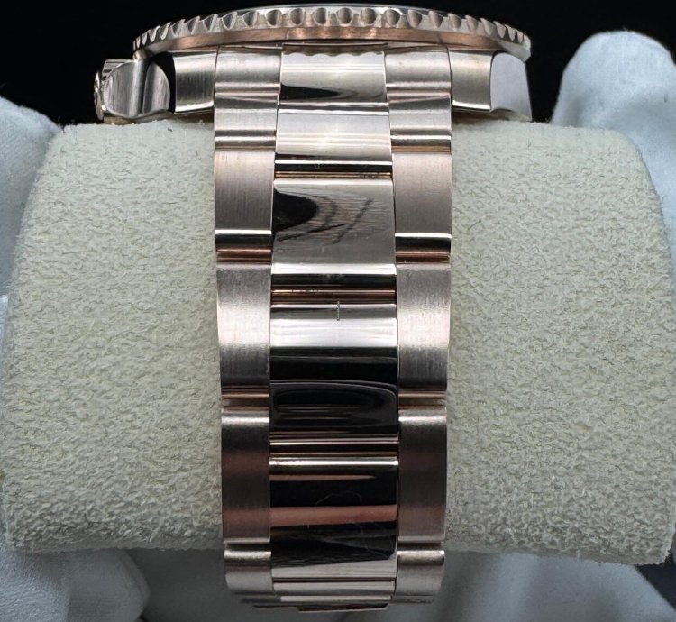 Rolex Gmt-master Ii Rootbeer Unworn