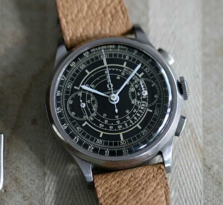 Omega Classic 33 3 Chro Oversize 38 Mm Chronograph Black Dial Top