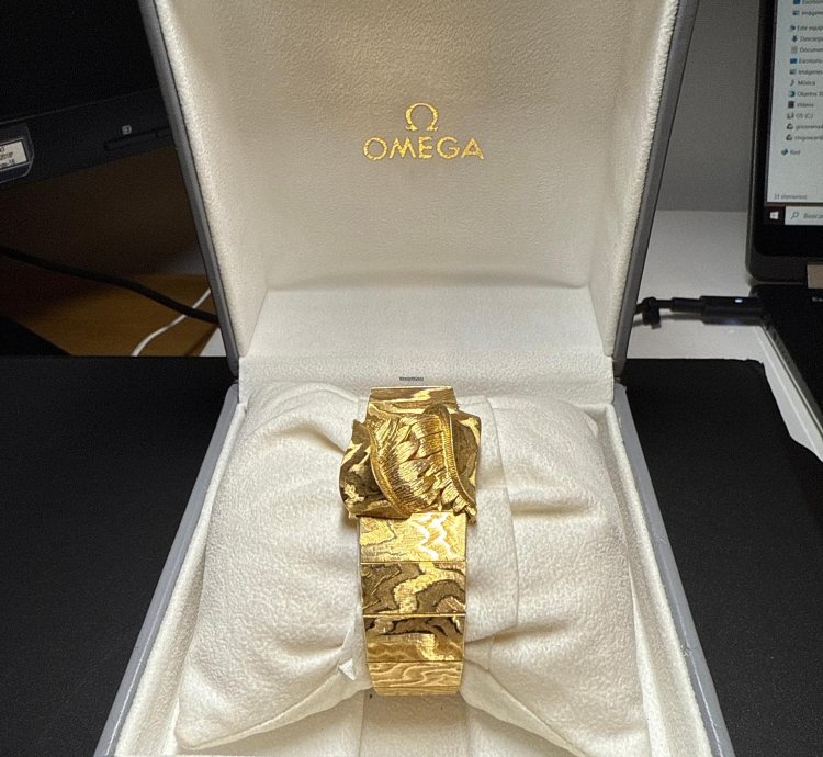 Omega Classic Brazalete Nido Brazalete Con Reloj Oculto Oro 18 Vintage