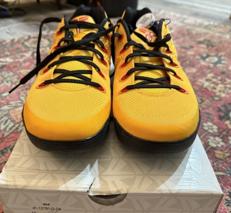 Nike Kobe 9 Bruce Lee