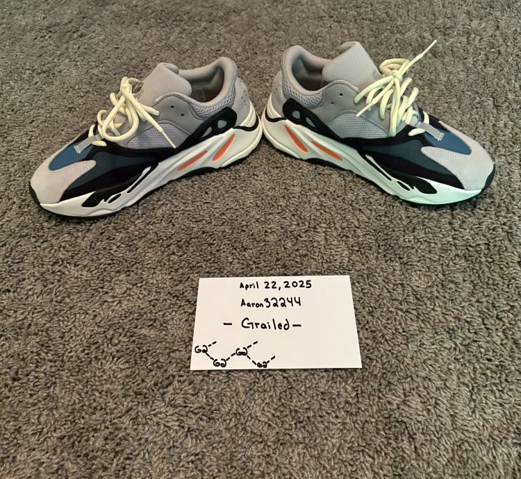 Adidas Yeezy Boost 700 Waverunner