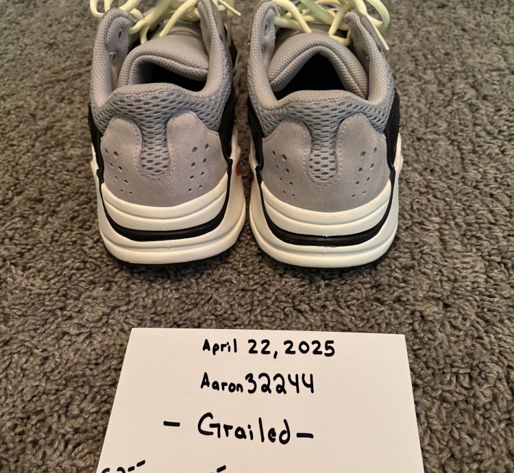 Adidas Yeezy Boost 700 Waverunner