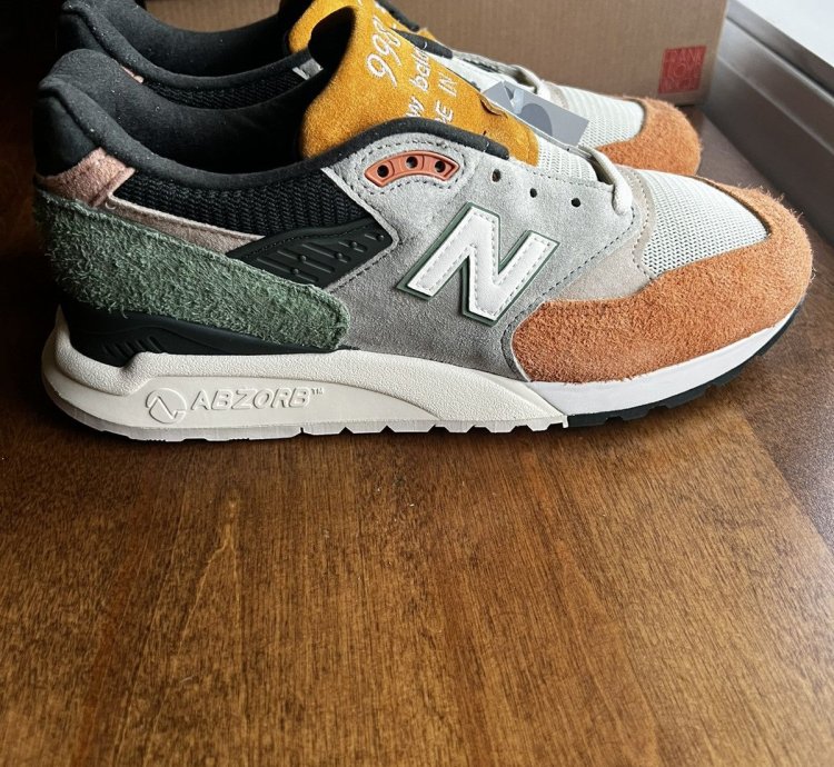 Ronnie Fieg Frank Lloyd Wright New Balance 998 Aloe