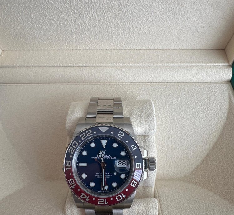 Rolex Gmt-master Ii Set Complet Et Montre Datant De Mai 2024