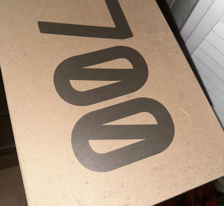 Adidas Yeezy Foam Rnnr Mist