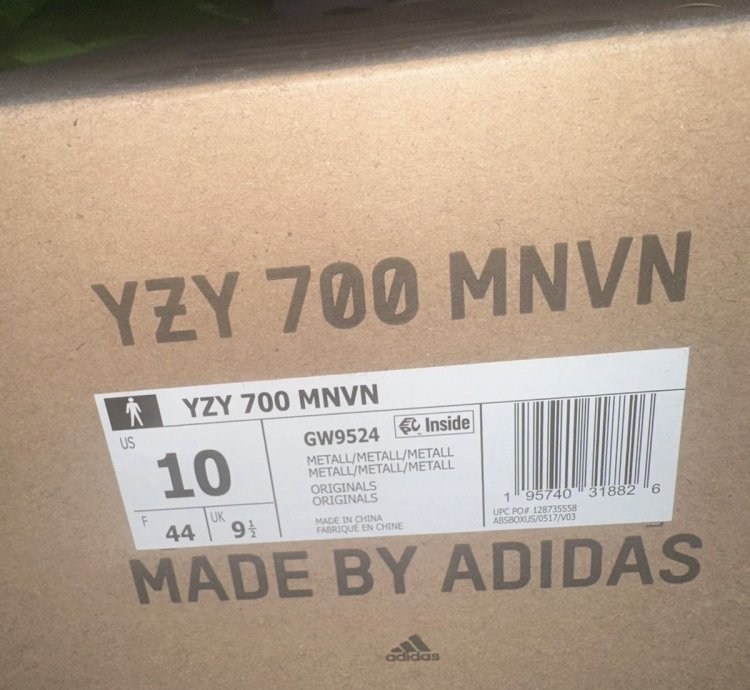 Adidas Yeezy Foam Rnnr Mist