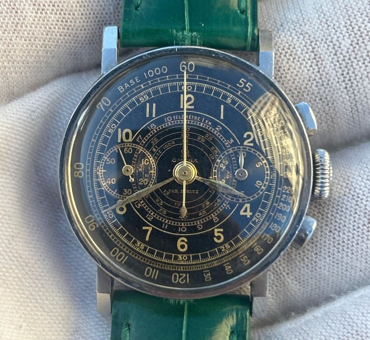 Omega Classic Ck 2078 Rare And Attractive Stainless Steel Chronograph Wristwatch