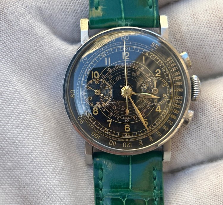 Omega Classic Ck 2078 Rare And Attractive Stainless Steel Chronograph Wristwatch