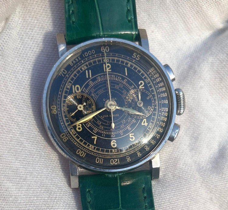 Omega Classic Ck 2078 Rare And Attractive Stainless Steel Chronograph Wristwatch