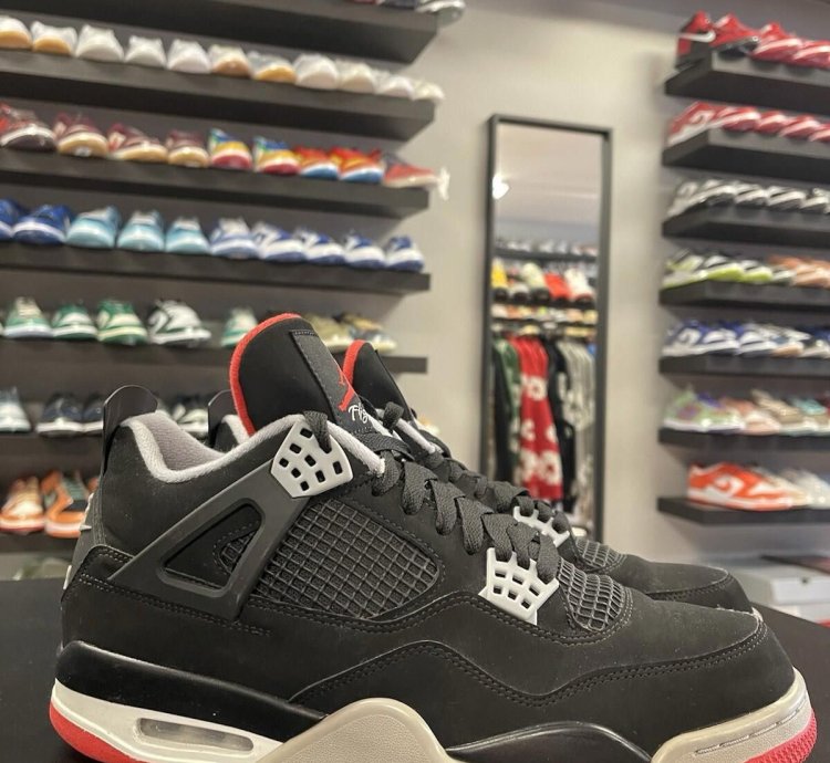 Size 11 - Jordan 4 Retro Og Bred 2019 308497-060 Black Red