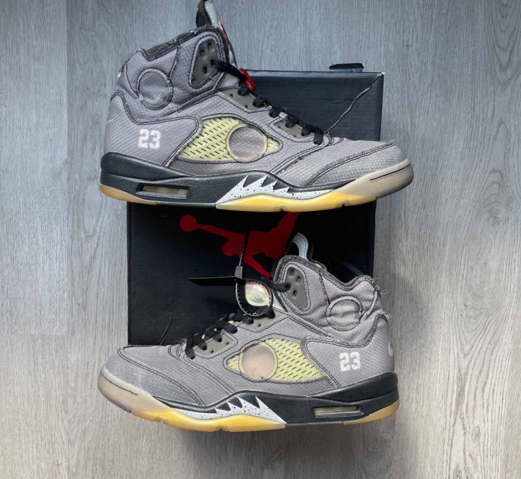 Size 11 - Nike Air Jordan 5 Retro Sp Off-white Muslin Black