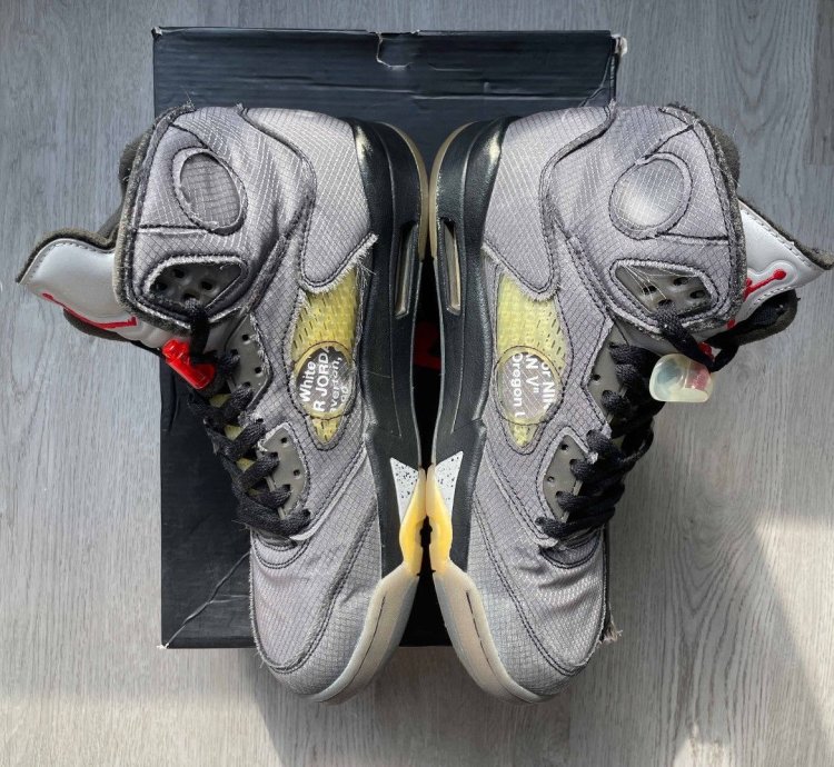 Size 11 - Nike Air Jordan 5 Retro Sp Off-white Muslin Black