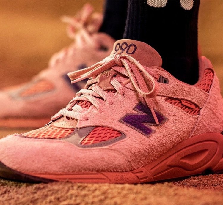Salehe Bembury New Balance 990v2 Sand Be The Time
