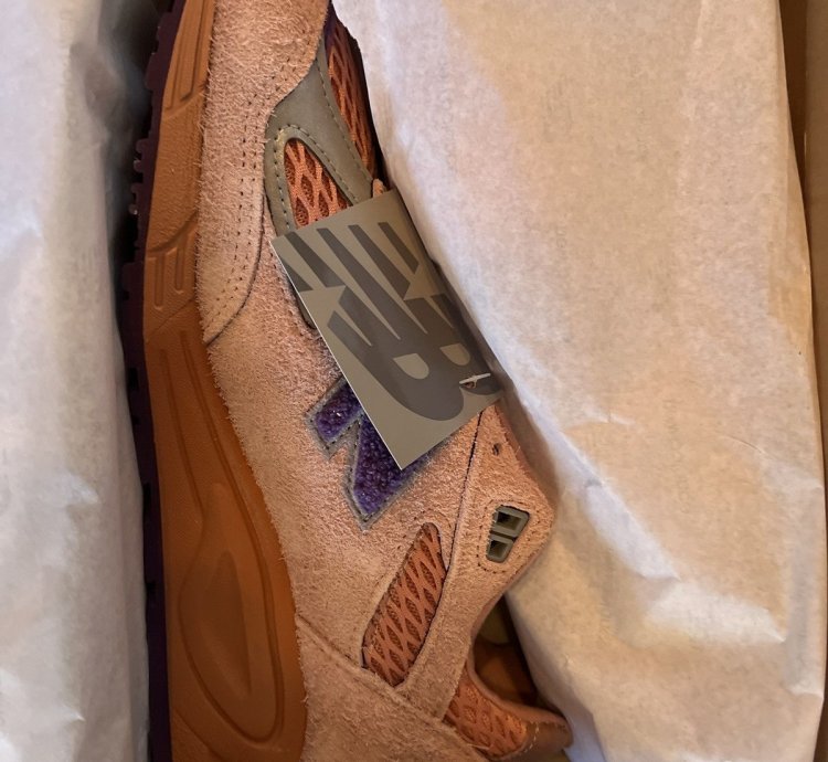 Salehe Bembury New Balance 990v2 Sand Be The Time