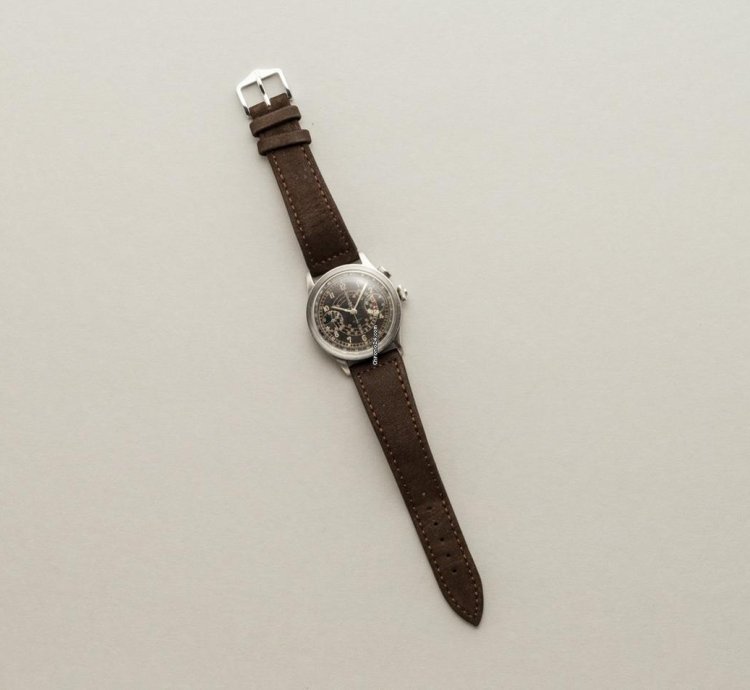Omega Classic Pilot Vintage Chronograph 33 3