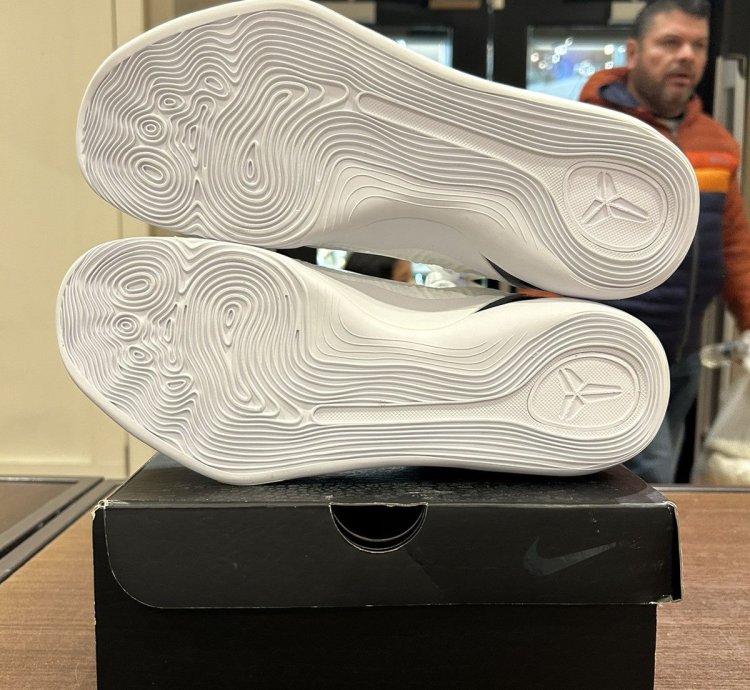 Nike Kobe 9 Elite Protro Halo