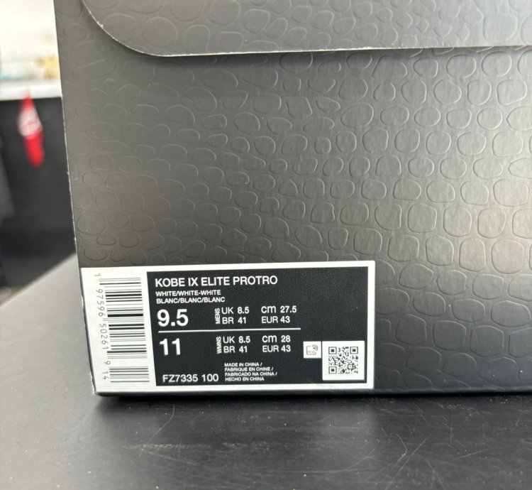 Nike Kobe 9 Elite Protro Halo Sz 9 5 2024