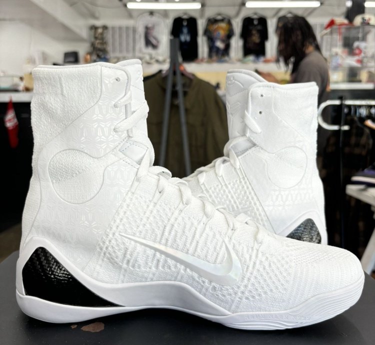 Nike Kobe 9 Elite Protro Halo Sz 9 5 2024