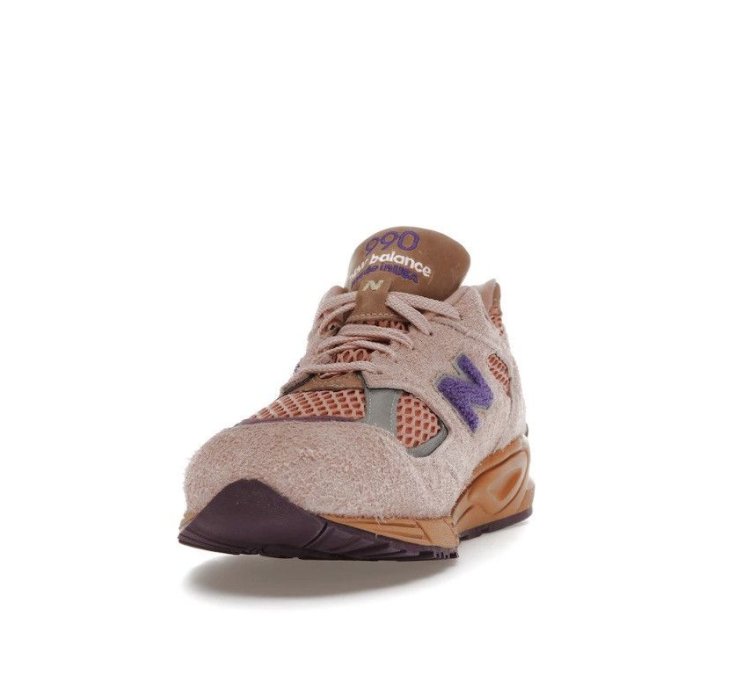 Salehe Bembury New Balance Sand Be The Time 990v2 Us11
