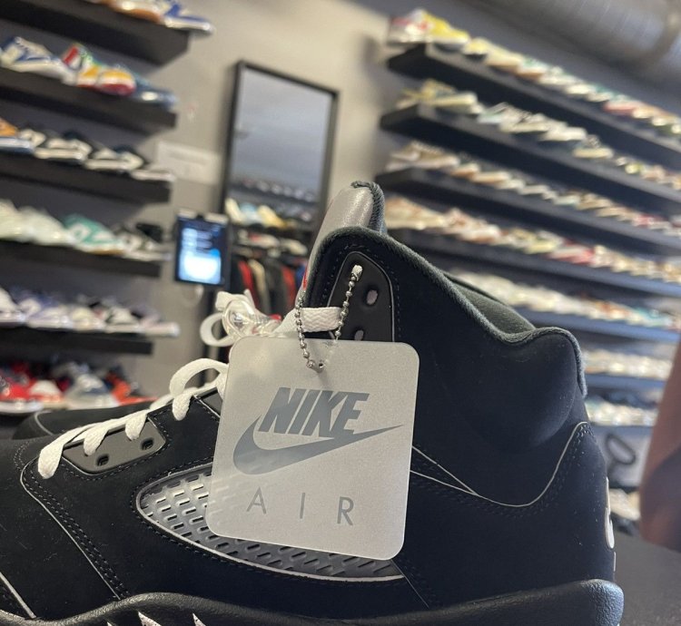 Size 11 5 - Jordan 5 Black Metallic 2024