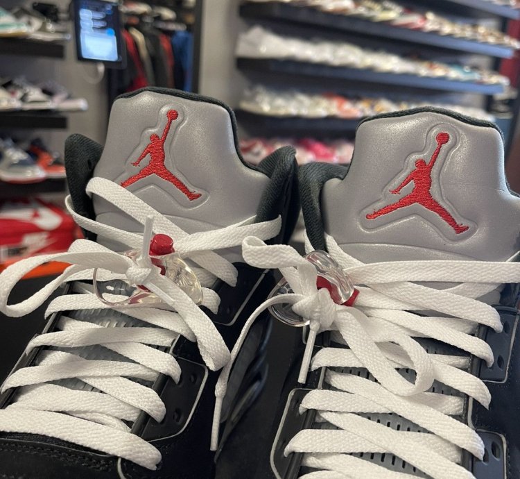 Size 11 5 - Jordan 5 Black Metallic 2024