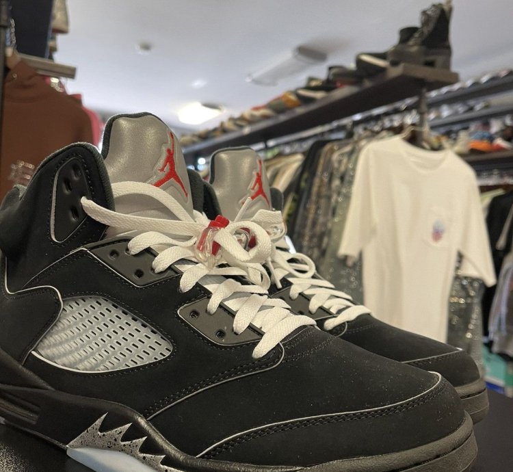 Size 11 5 - Jordan 5 Black Metallic 2024