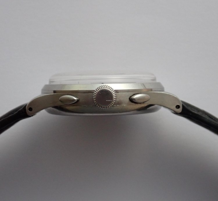 Omega Classic Vintage Mechanical Men Chronograph 987 33 3 Caliber 40