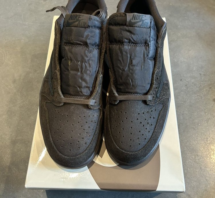Size 11 Travis Scott Air Jordan 1 Velvet Brown