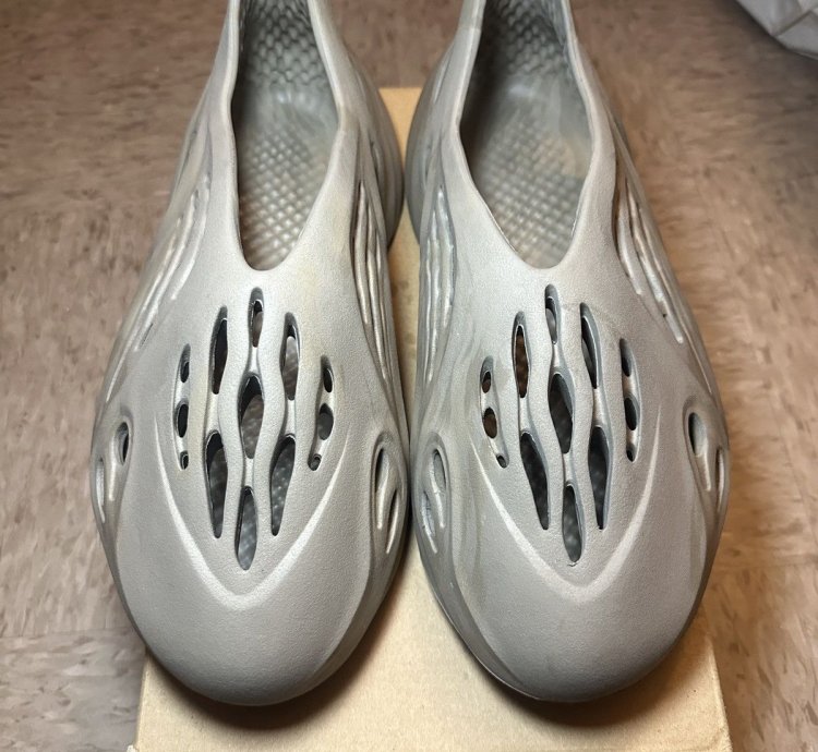 Adidas Yeezy Foam Runner Stone Sage