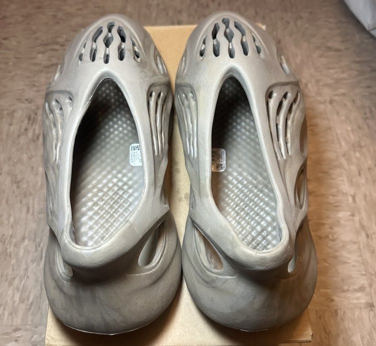Adidas Yeezy Foam Runner Stone Sage