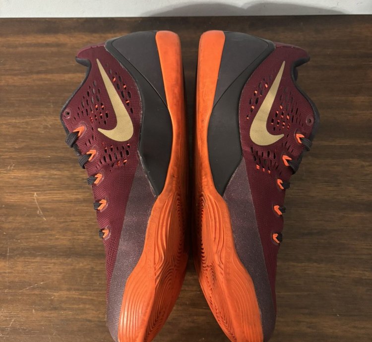 Nike Kobe 9 Em Deep Garnet