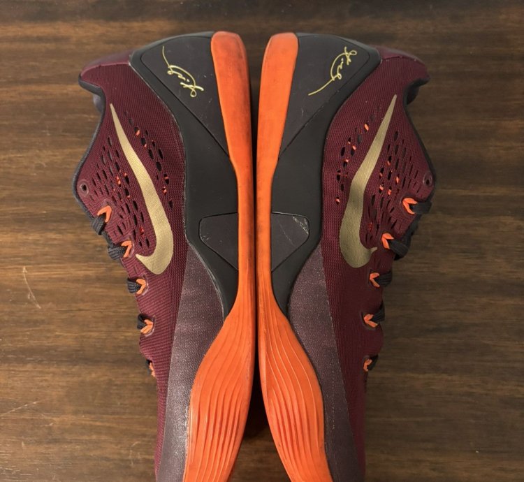 Nike Kobe 9 Em Deep Garnet
