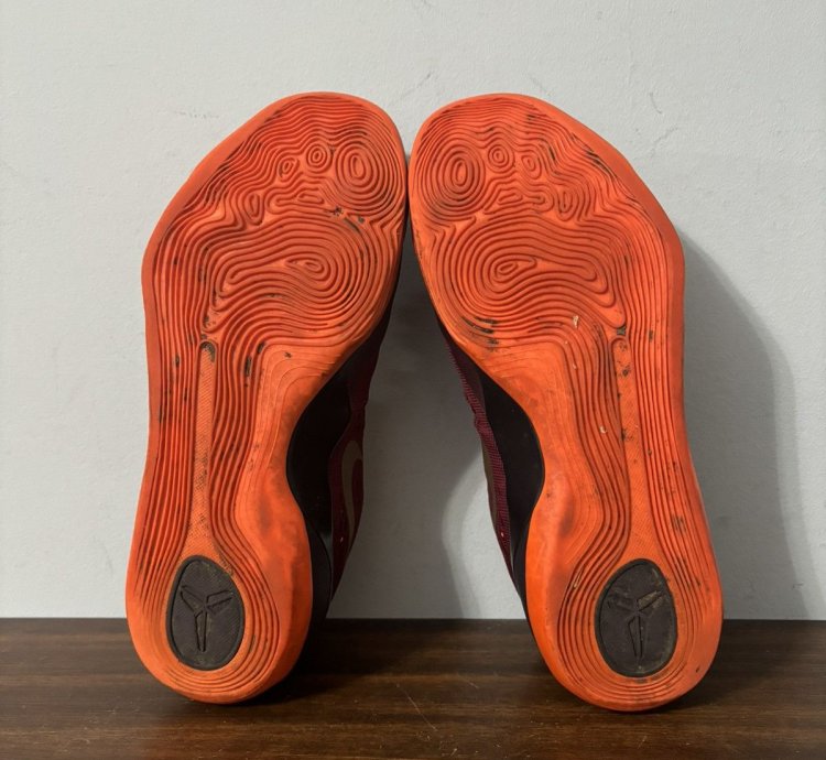 Nike Kobe 9 Em Deep Garnet