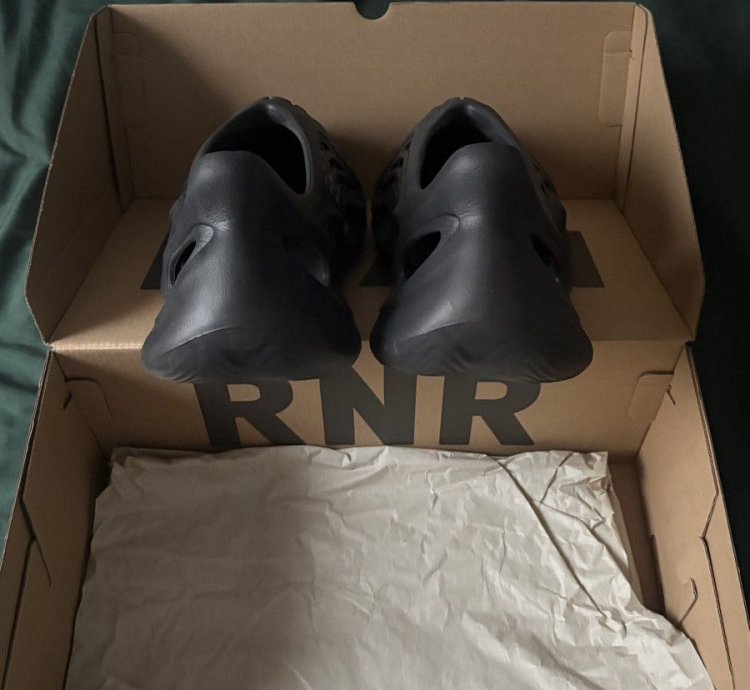 Adidas Yeezy Foam Runners Onyx Us Size 13 Men
