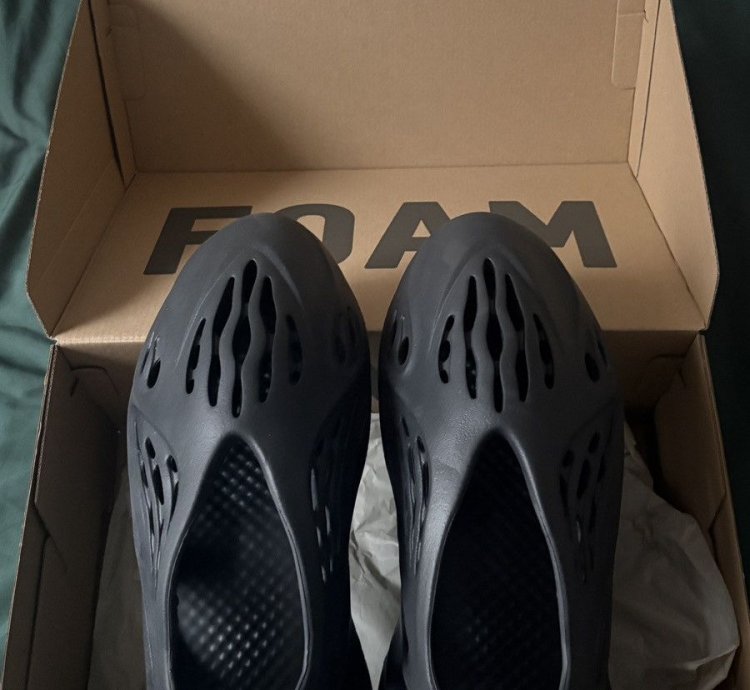 Adidas Yeezy Foam Runners Onyx Us Size 13 Men