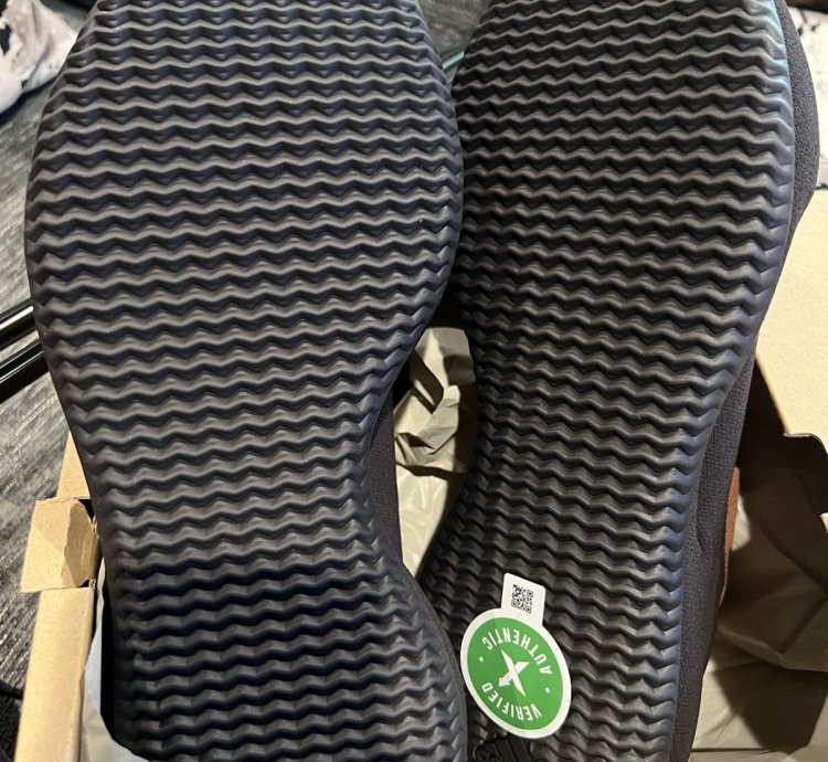 Adidas Yeezy Knit Rnr