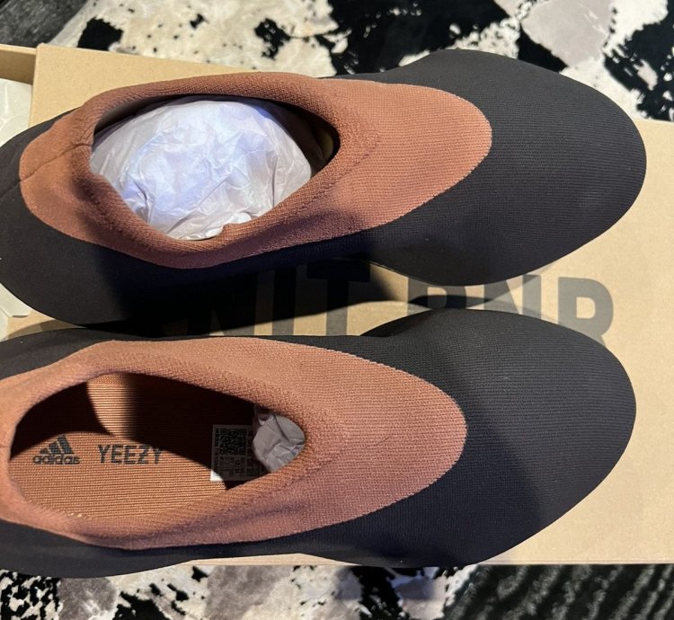 Adidas Yeezy Knit Rnr