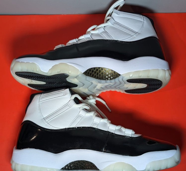 Size 12 - Jordan 11 Retro Mid Gratitude Defining Moments