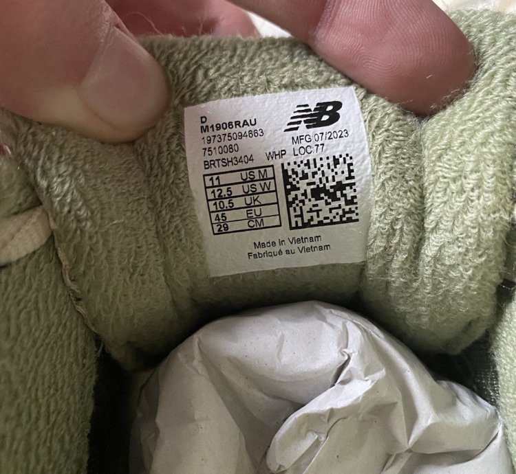 Size 11 New Balance 1906r Auralee Bone White Tan M1906rau