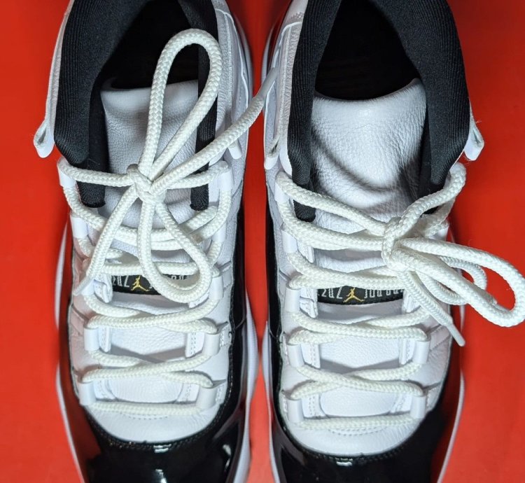 Size 12 - Jordan 11 Retro Mid Gratitude Defining Moments